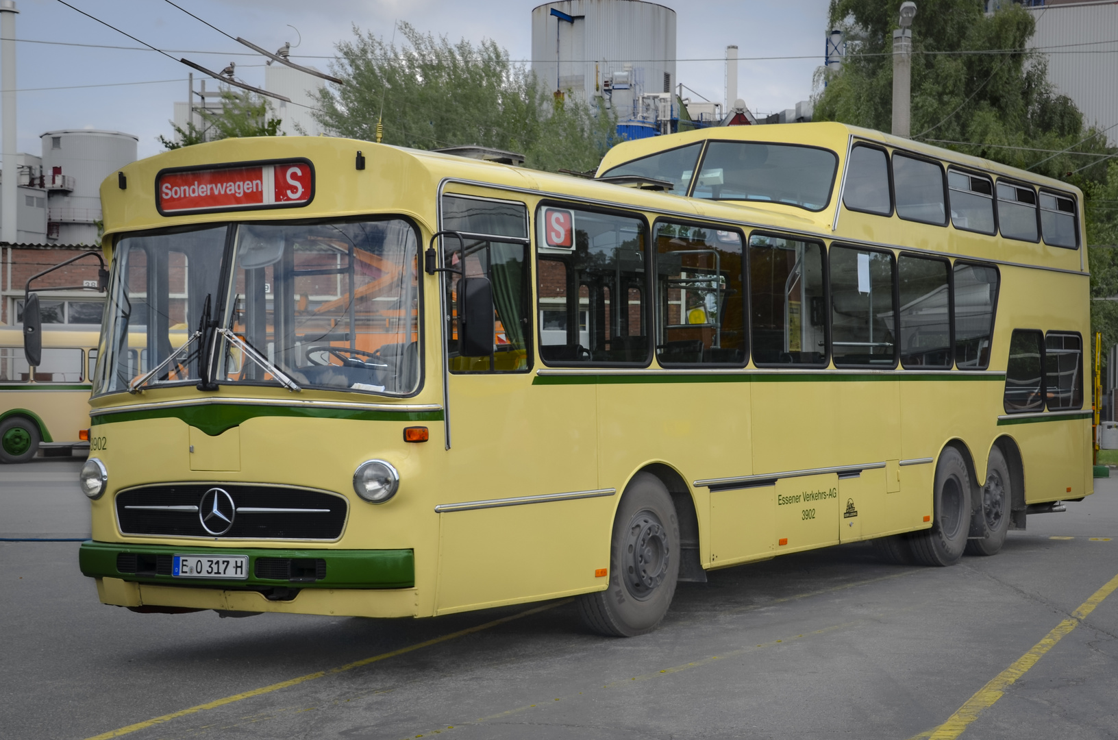 Mercedes O 317