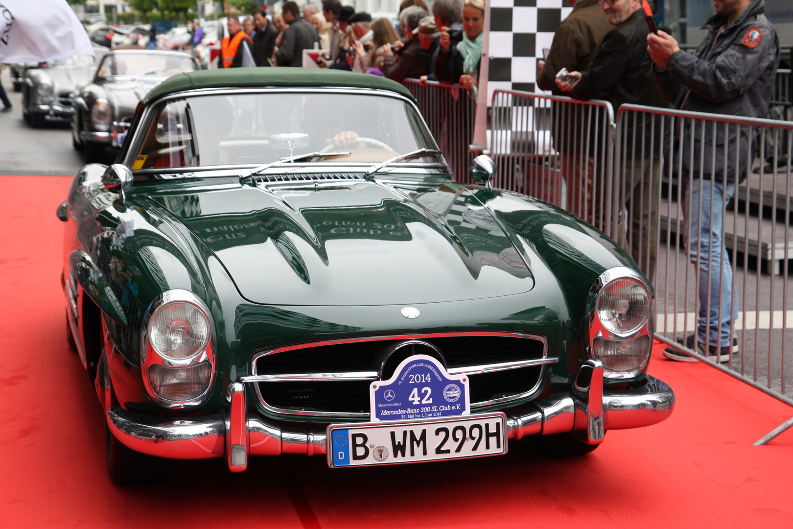 Mercedes SL Treffen am 30.05.14 in München/Arnulfstrasse