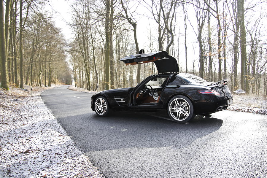 Mercedes SLS AMG