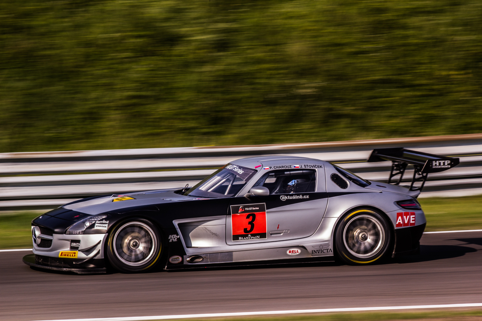 Mercedes SLS AMG GT3