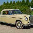 Mercedes_220S