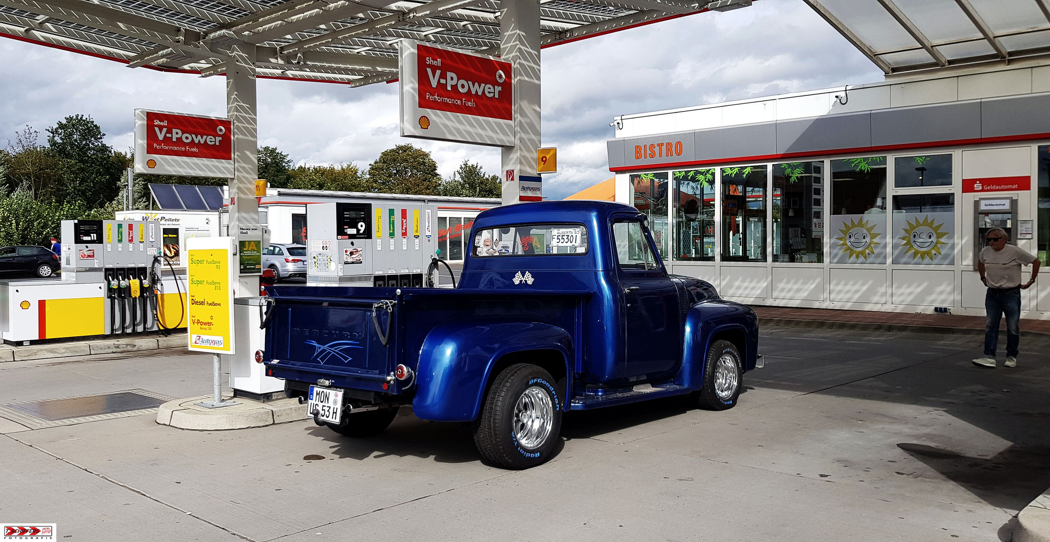 Mercury M 100 Pickup Truck 