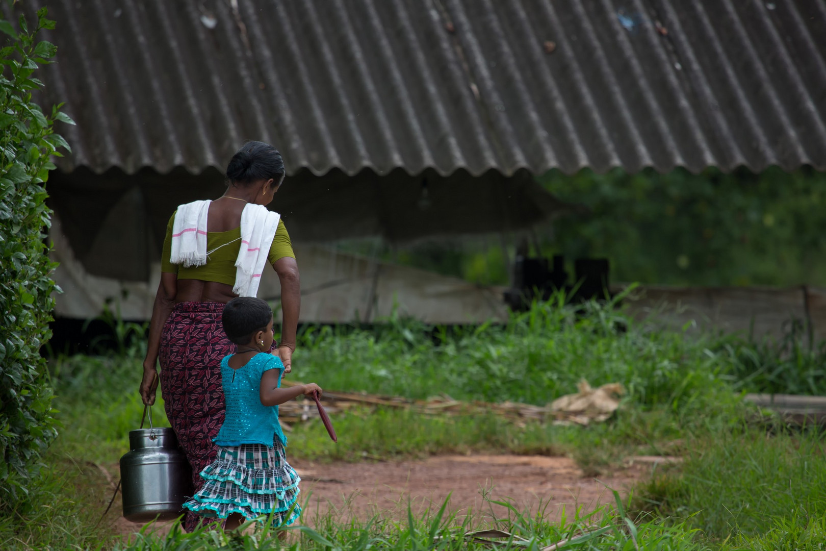 Mère et fille dans les Backwaters d'Aleppi