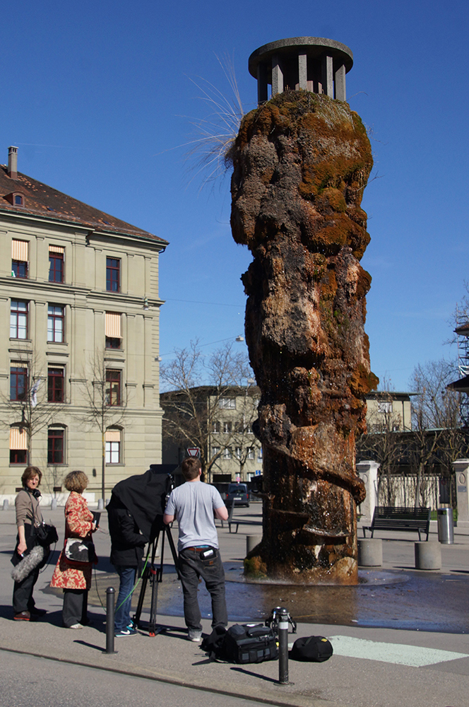 Meret-Oppenheim-Brunnen 1