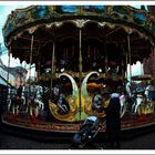 Merry-go-rounds am Weihnachtsmarkt (III)