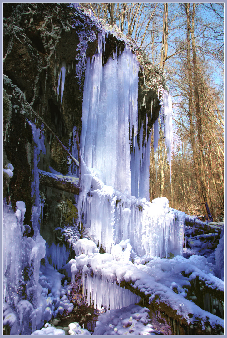 Merzenbach-Wasserfall / Reutlingen / vereist