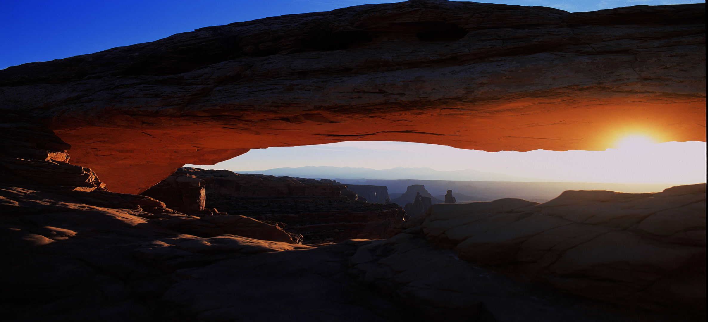 Mesa Arch at sunrise