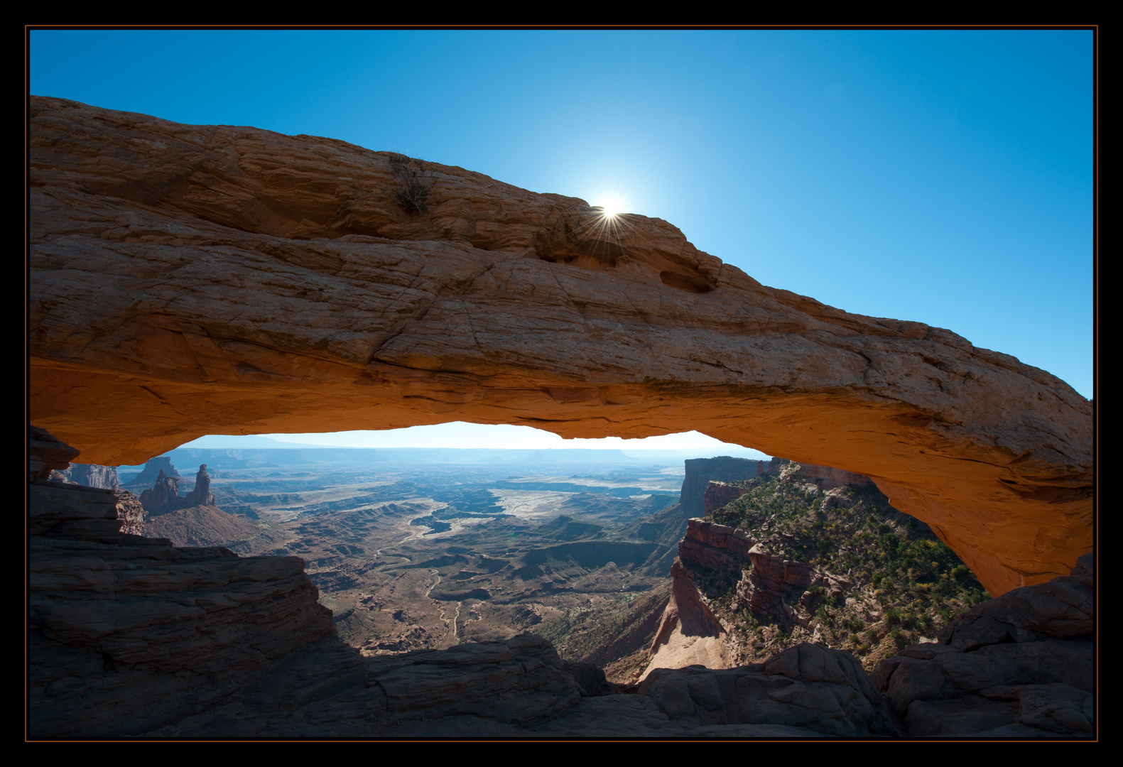 Mesa Arch im Gegenlicht