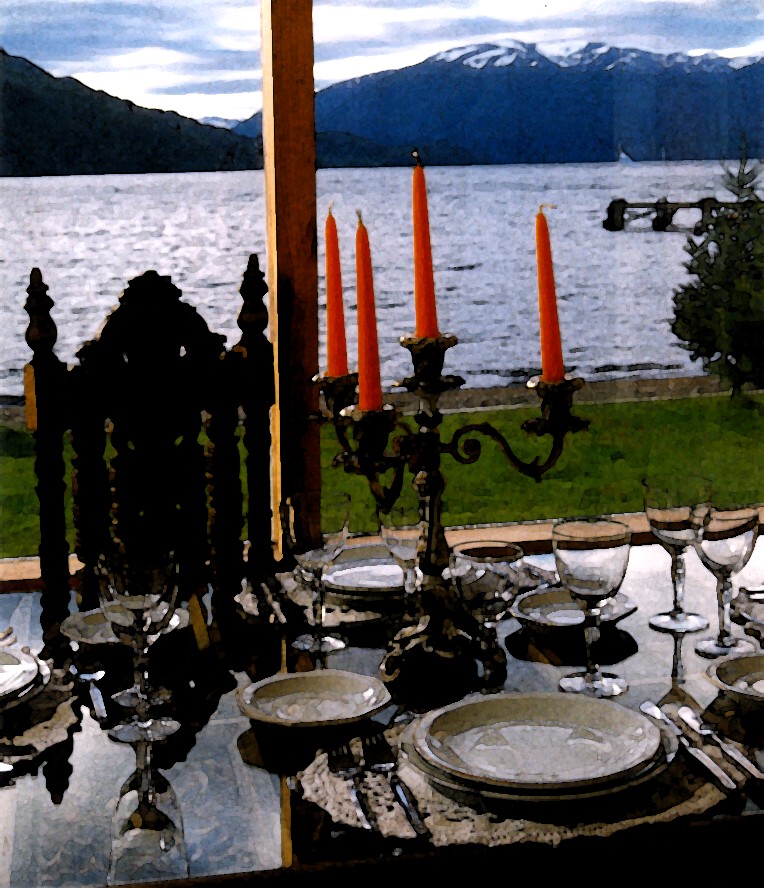 Mesa junto al lago