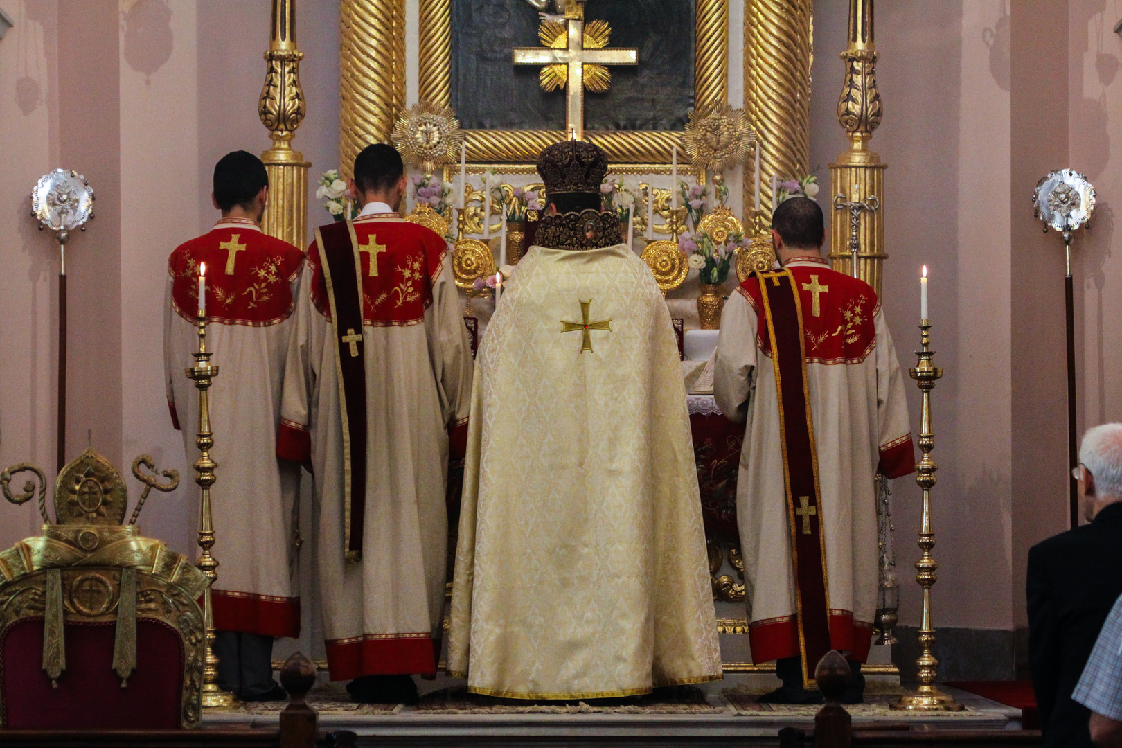 Messe in der armenischen Kirche...