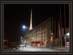 Messe Wien bei Nacht