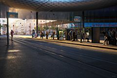 Messeplatz Basel im Gegenlicht 