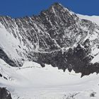 Messerscharf ist der Nadelgrat der berühmten Mischabelgruppe im Wallis...