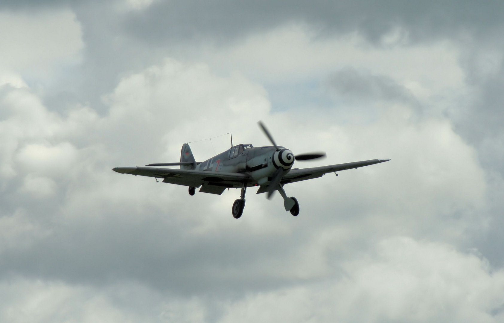 Messerschmitt Bf 109 / ME 109 beim Landeanflug