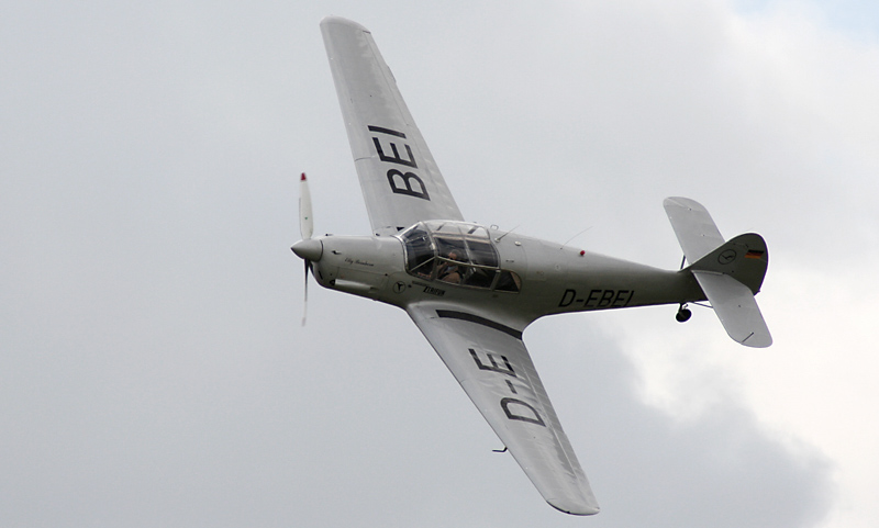 Messerschmitt(Elly Beinhorn) im Anflug