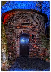 Messerturm ohne Trauerrand