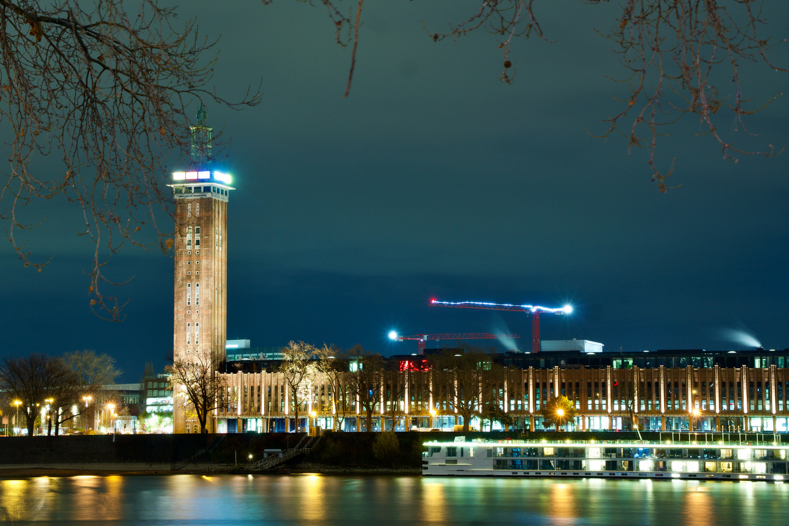 Messeturm Köln