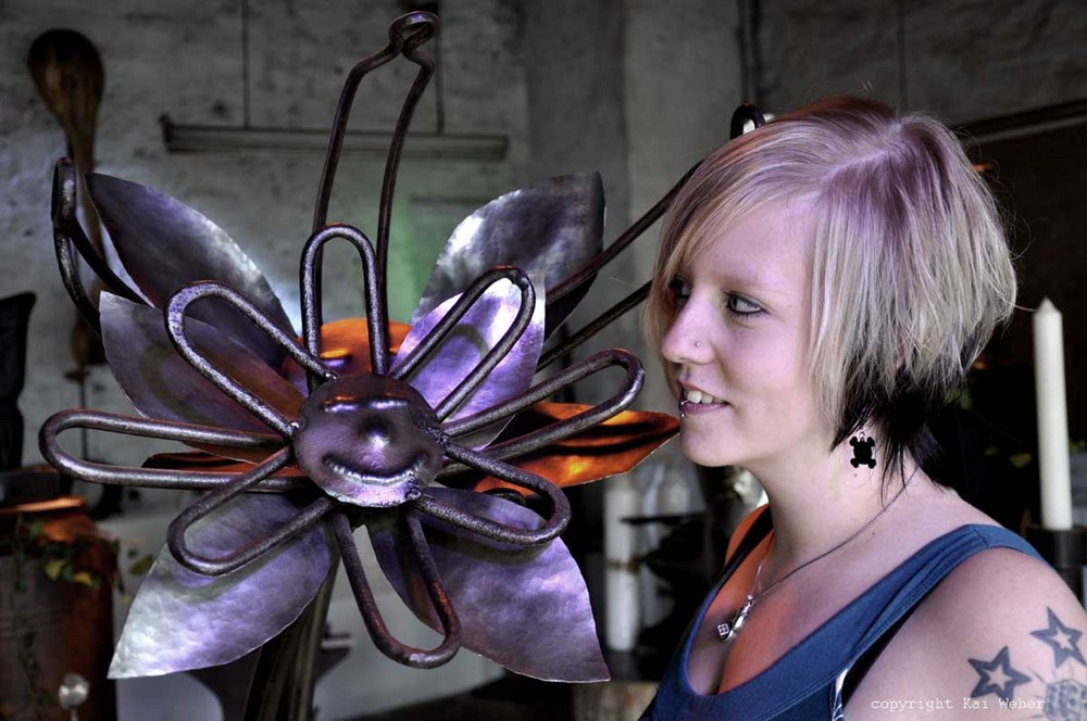 metal-flower