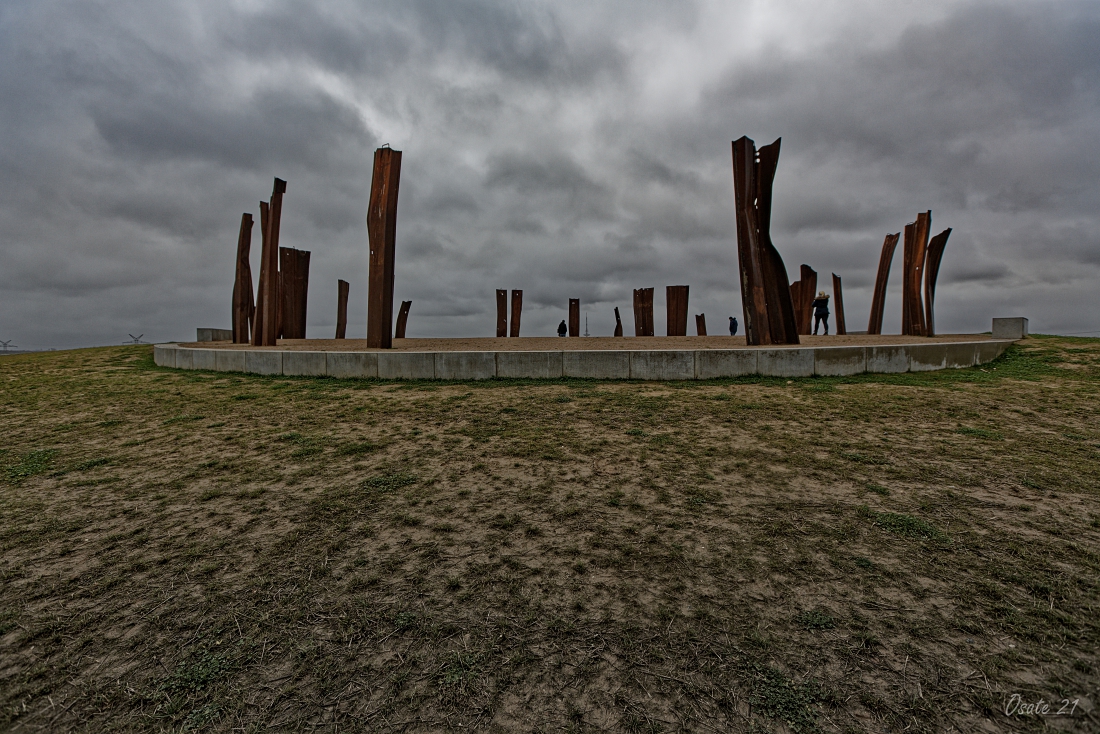 metalhenge...