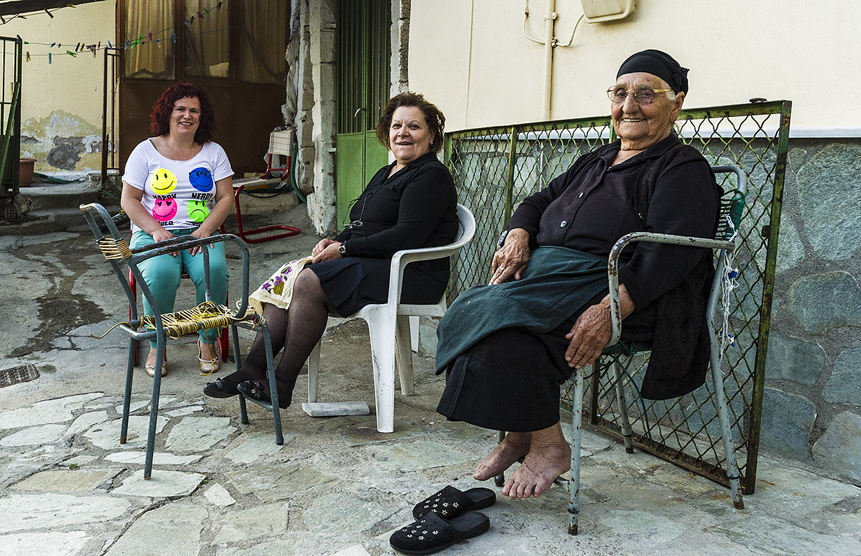 Meteora - Frauen Lifestyle in Kastraki