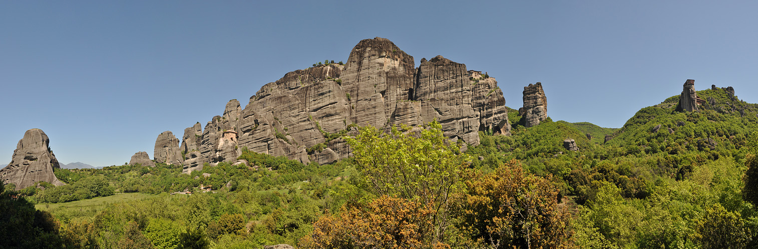 Meteora - Pano mit drei Klöster