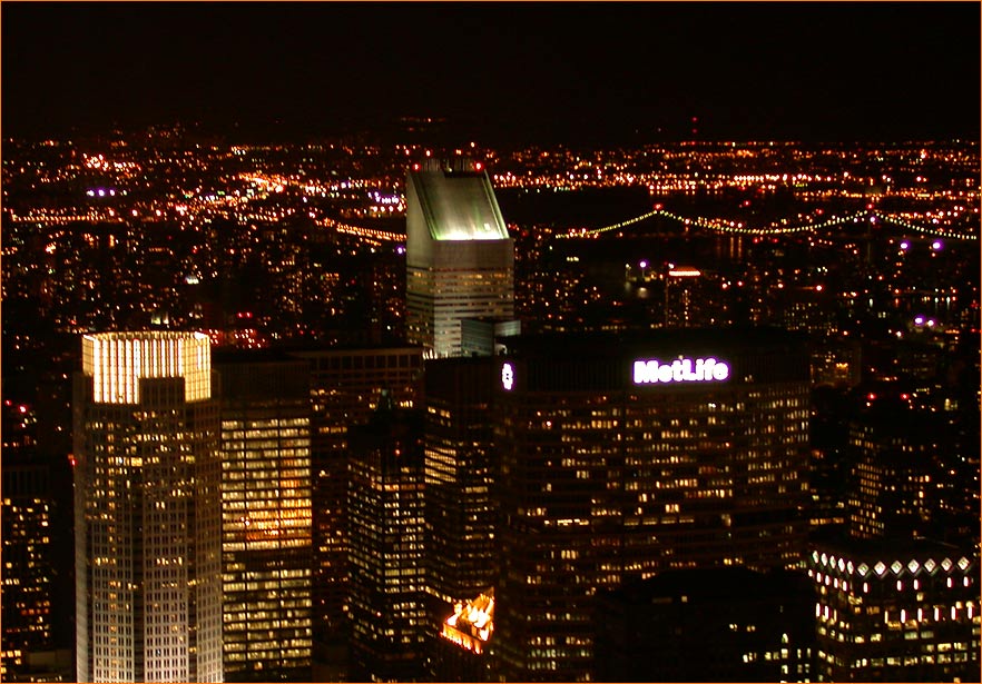 MetLife@Night