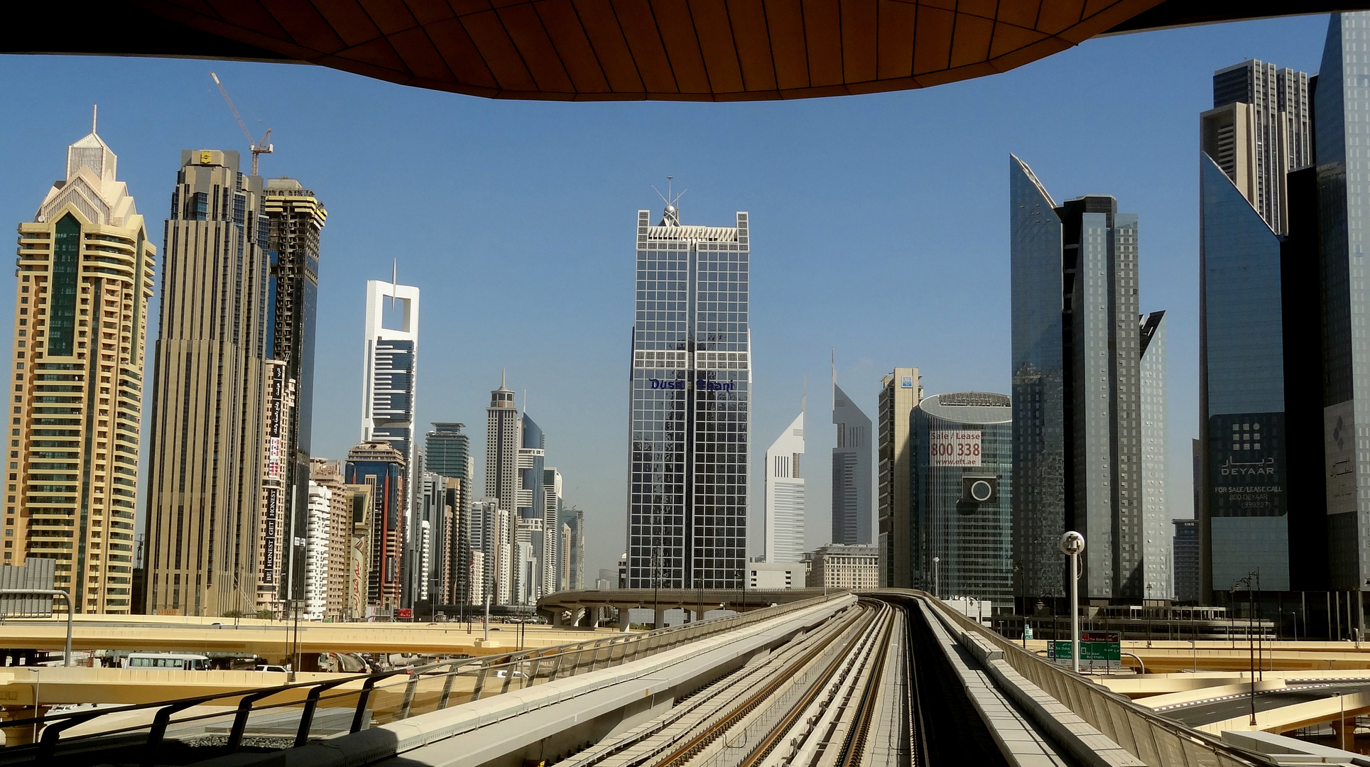 Metro Dubai