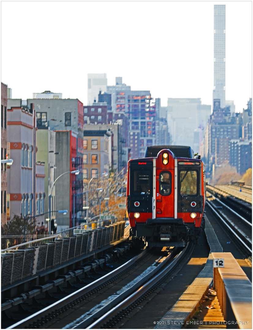 Metro-North New Haven Line Train Approaching 125th St-Harlem Station 