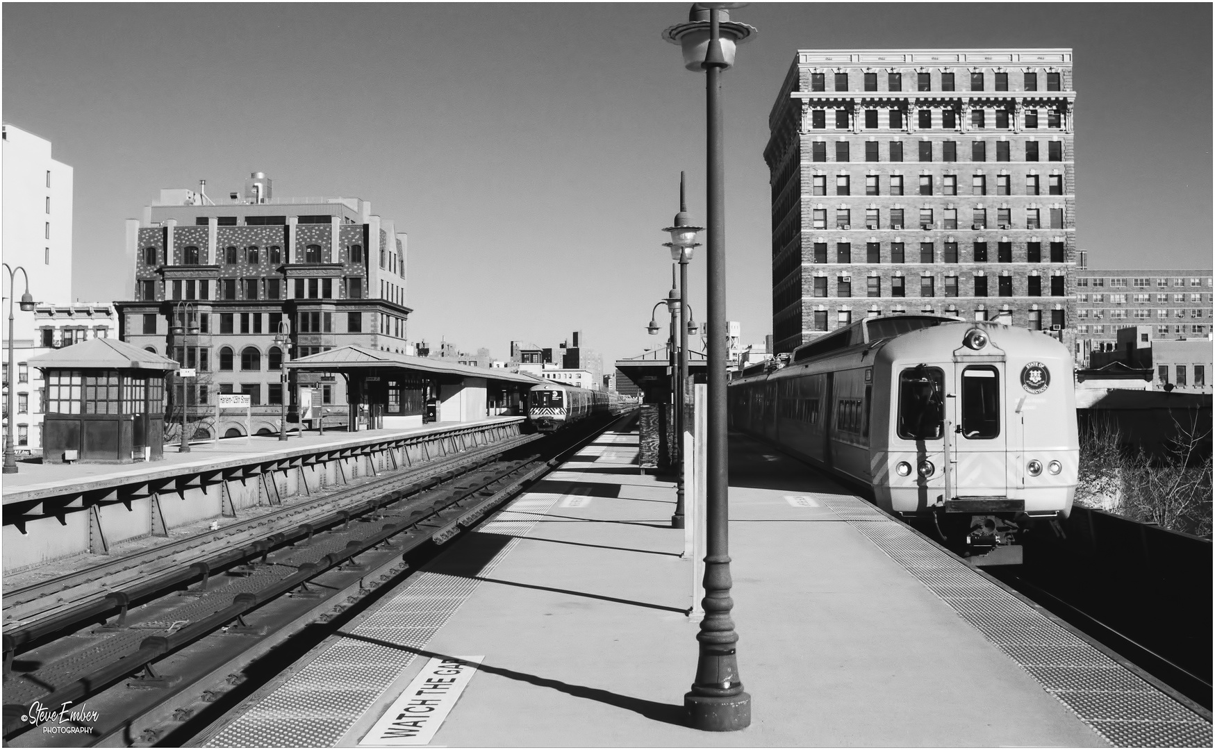 Metro-North Trains at Harlem-125th St Station