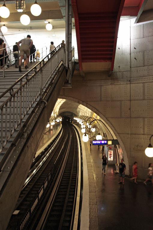 Metro Paris...