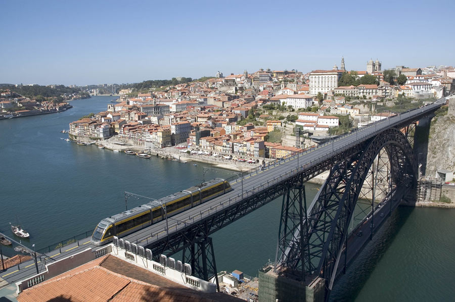 Metro Porto Linie D