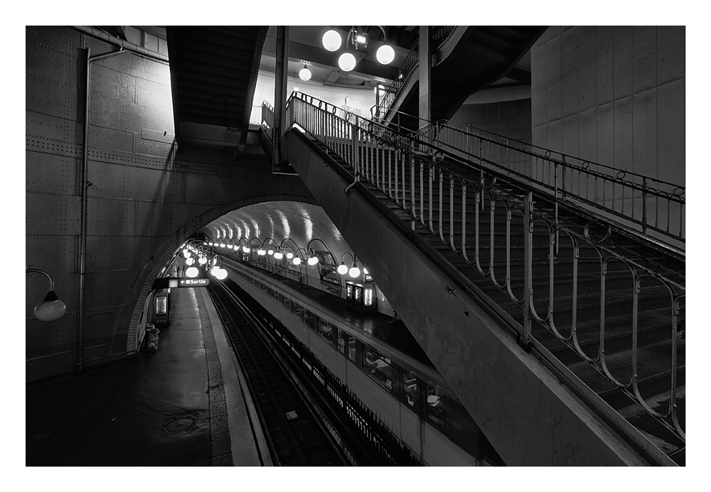 Métro Station Cité in Paris