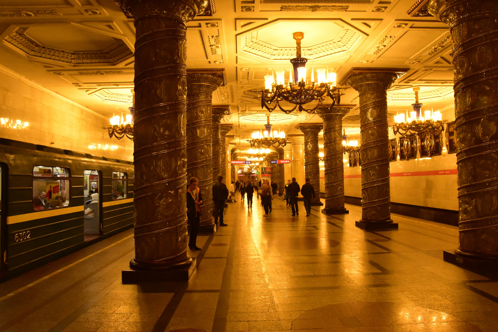 METROPOLITANA DI SAN PIETROBURGO II