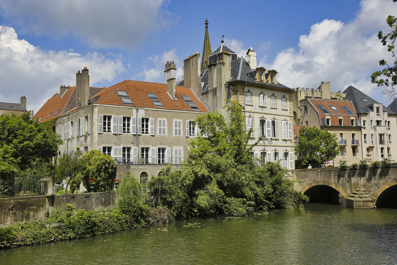 Metz 10