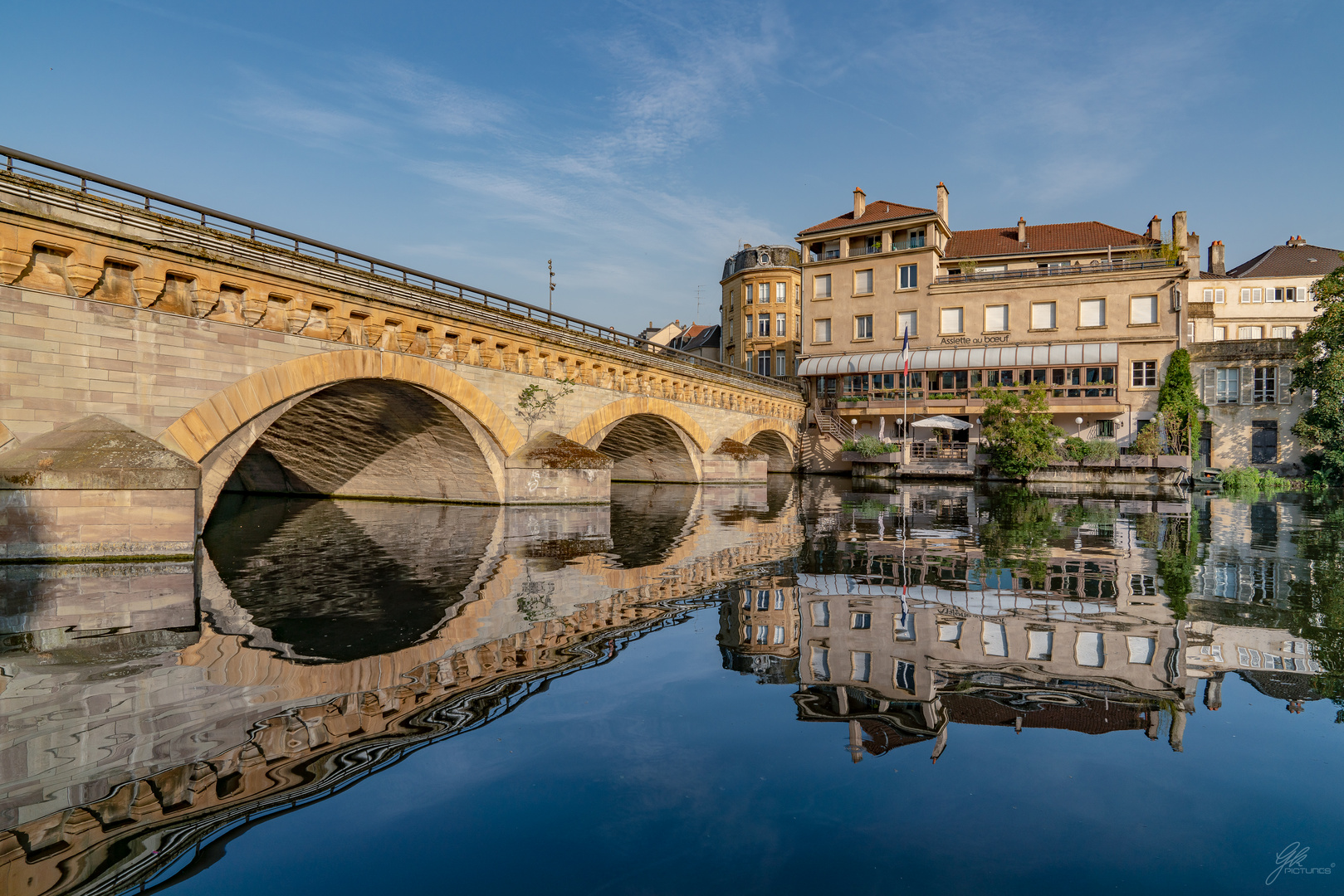 Metz Impression