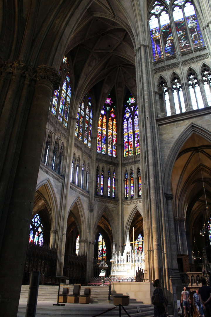 Metz, Kathedrale, Chor mit Glasfenstern