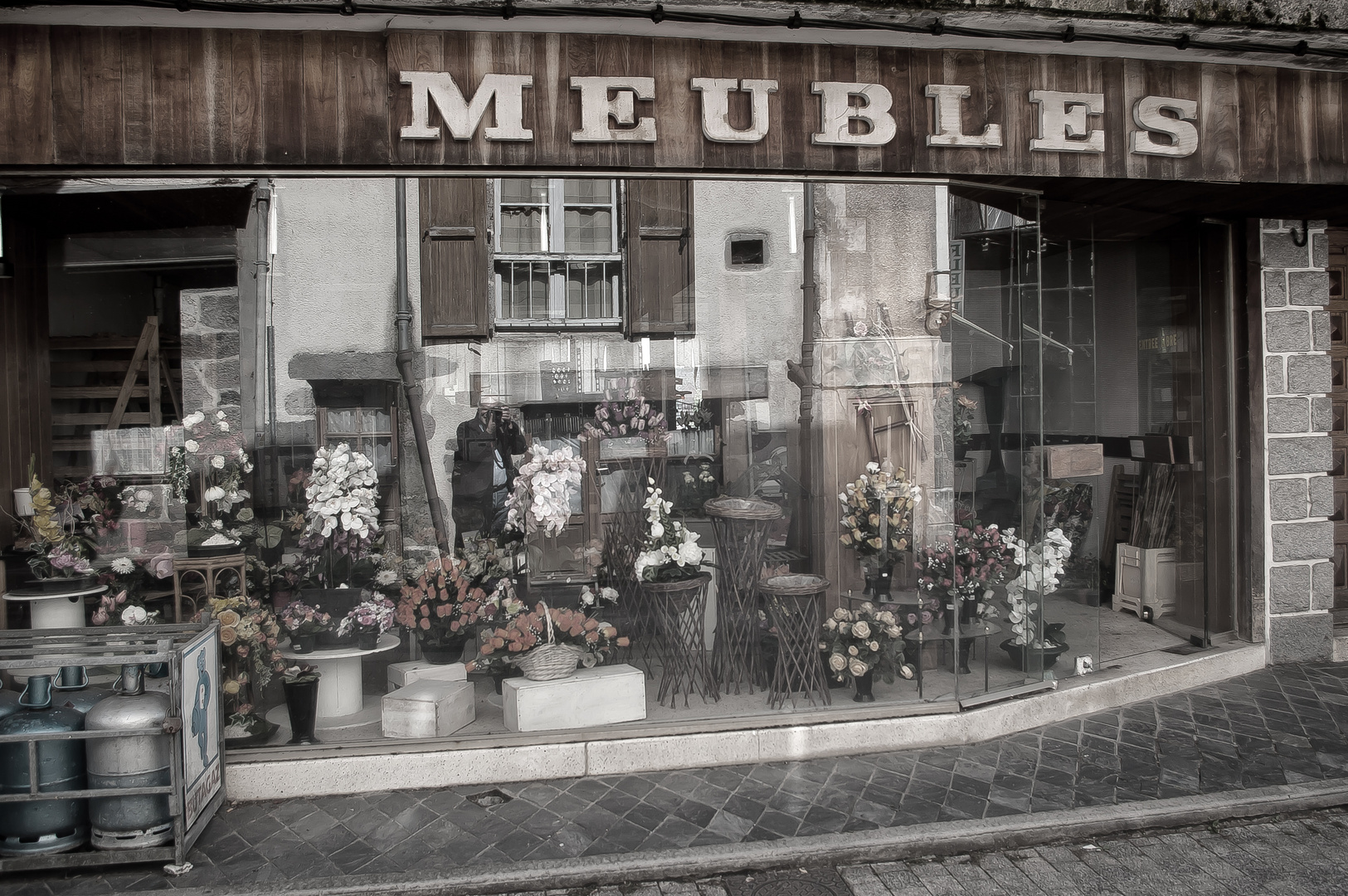 Meubles fleuris ! 