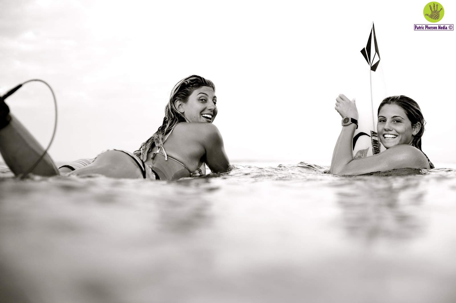 Mexico Surfer Girls