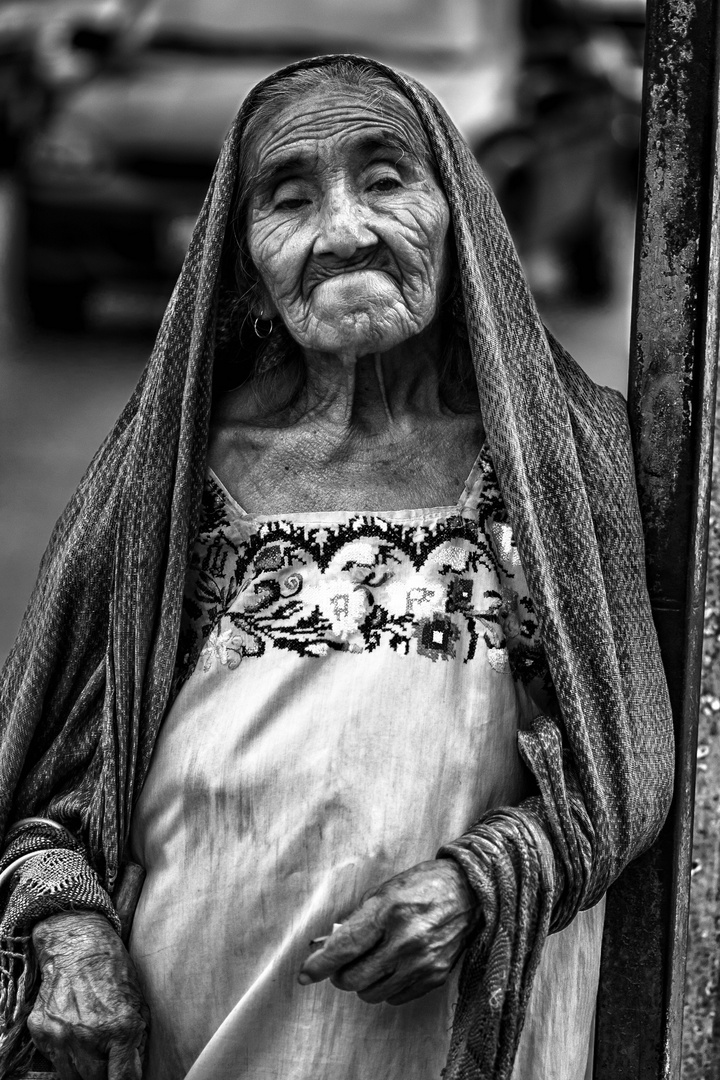 Mexico, women from Chichen Itza