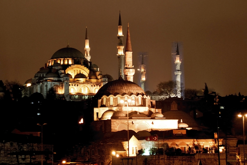 Mezquitas Yeni y SÜleymaniye