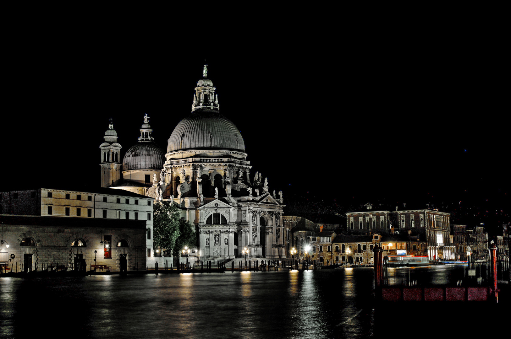 Mezzanotte a Venezia