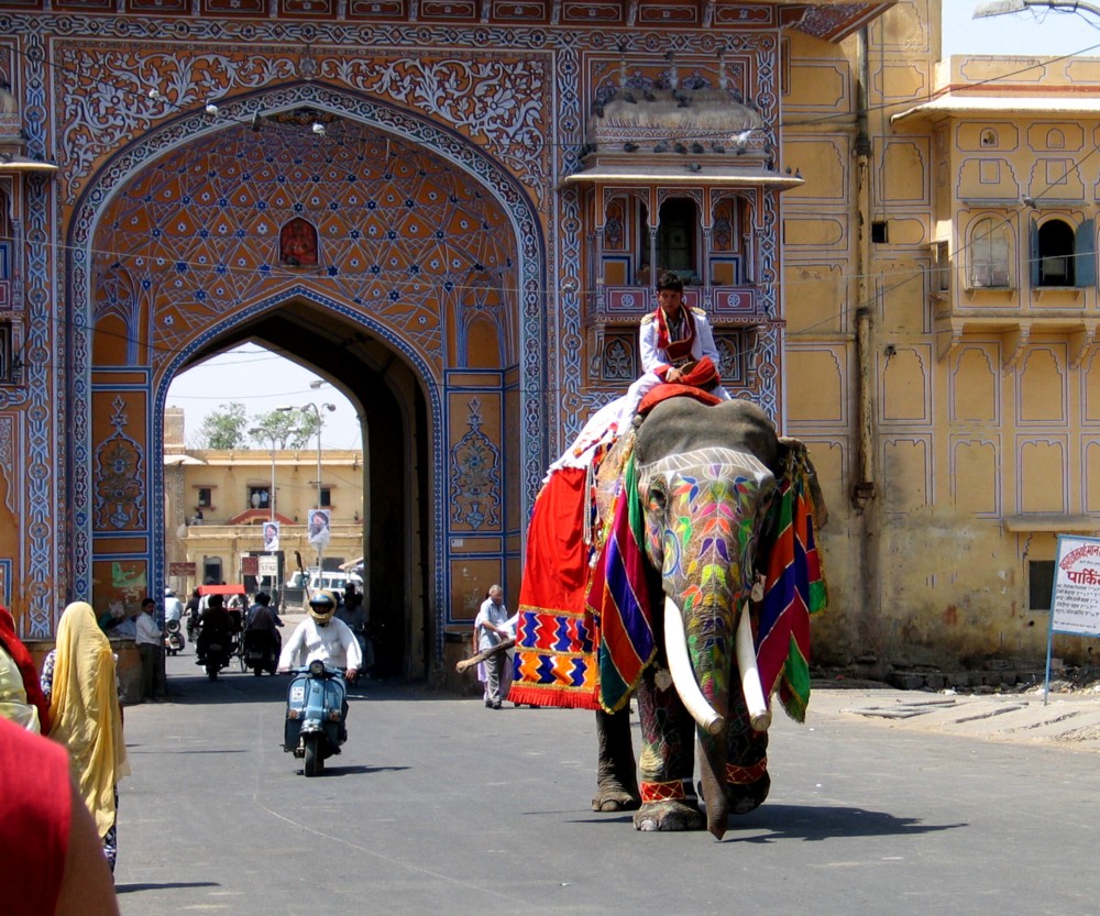 MEZZI DI LOCOMOZIONE A JAIPUR - INDIA