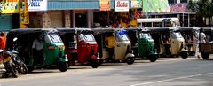 mezzi di locomozione ad Anuradhapura...vrooommmmm