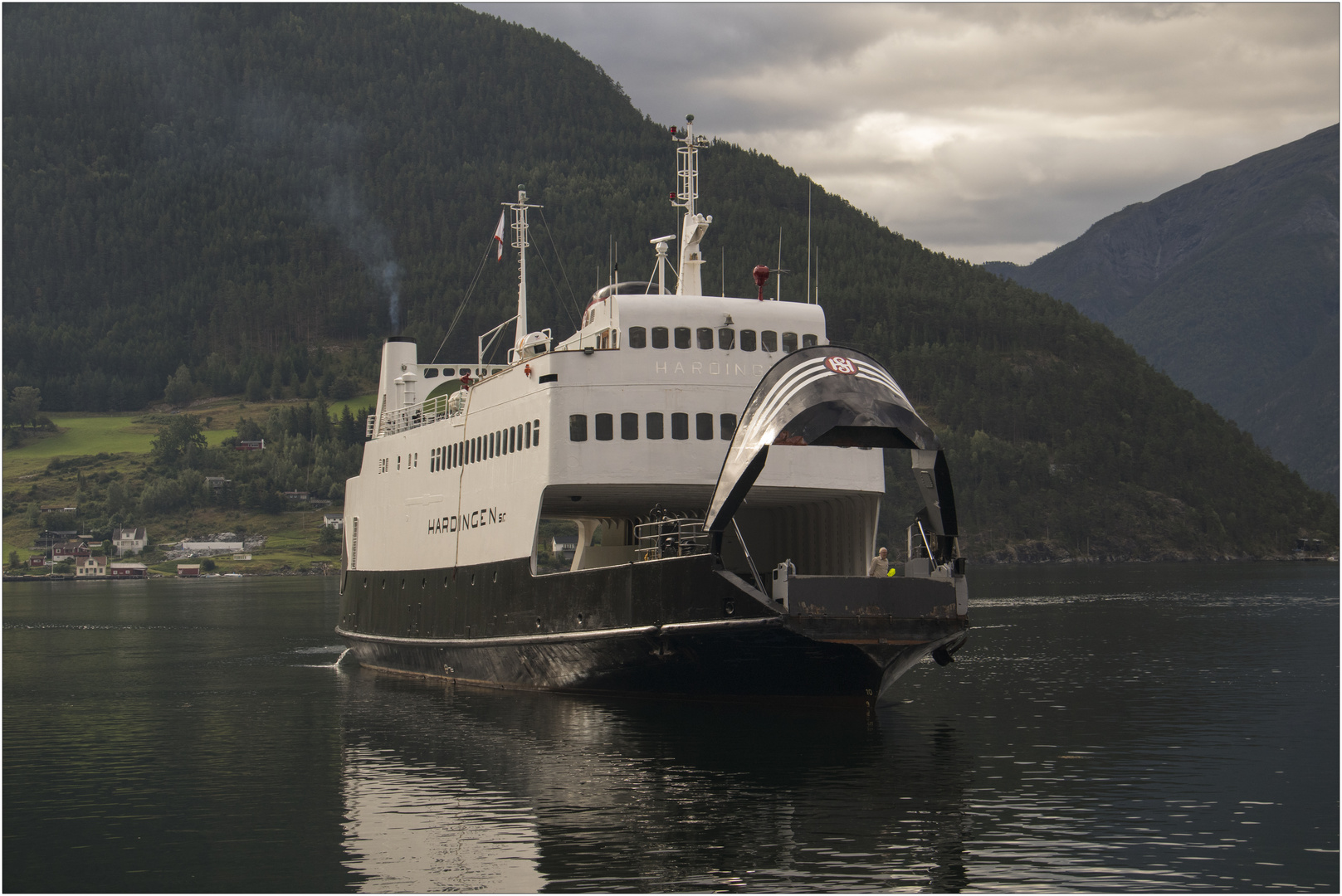 M/F Hardingen sr. Fjord2 (08.08.2017)