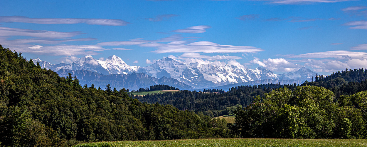 _MG_9221 Eiger, Mönch und Jungfrau, RAW, korr, 2000px