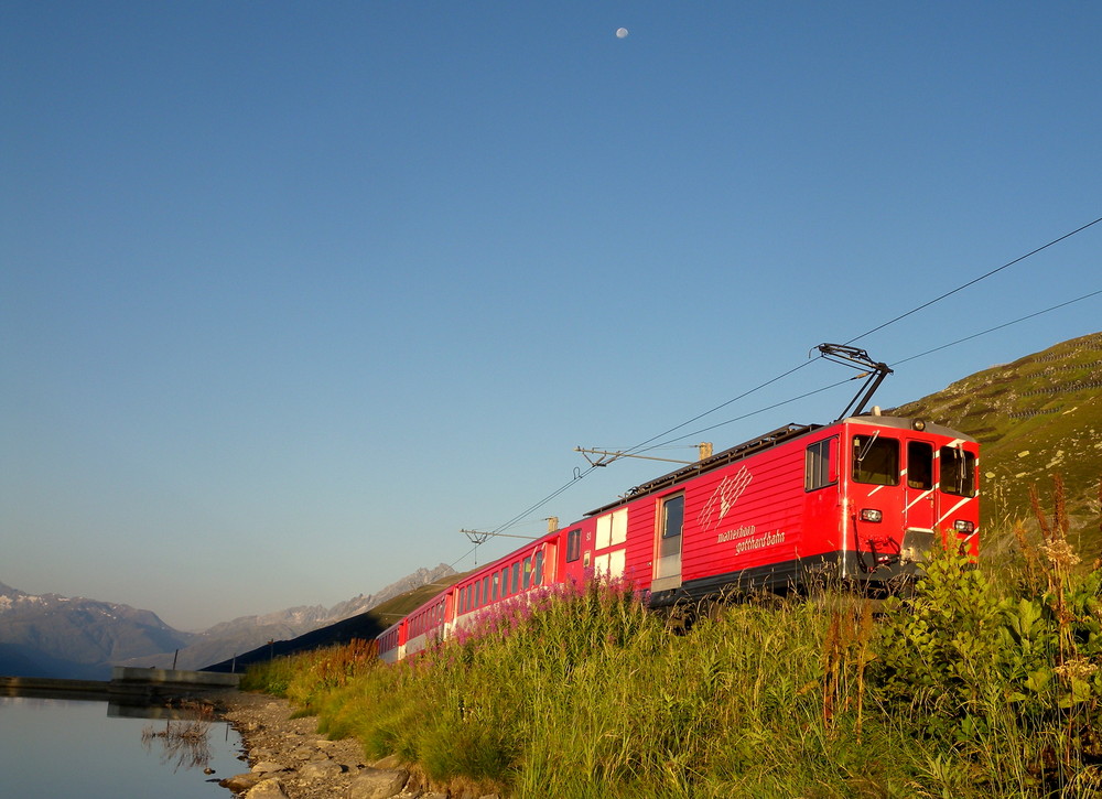 MGB / Morgens von Andermatt nach Disentis..01