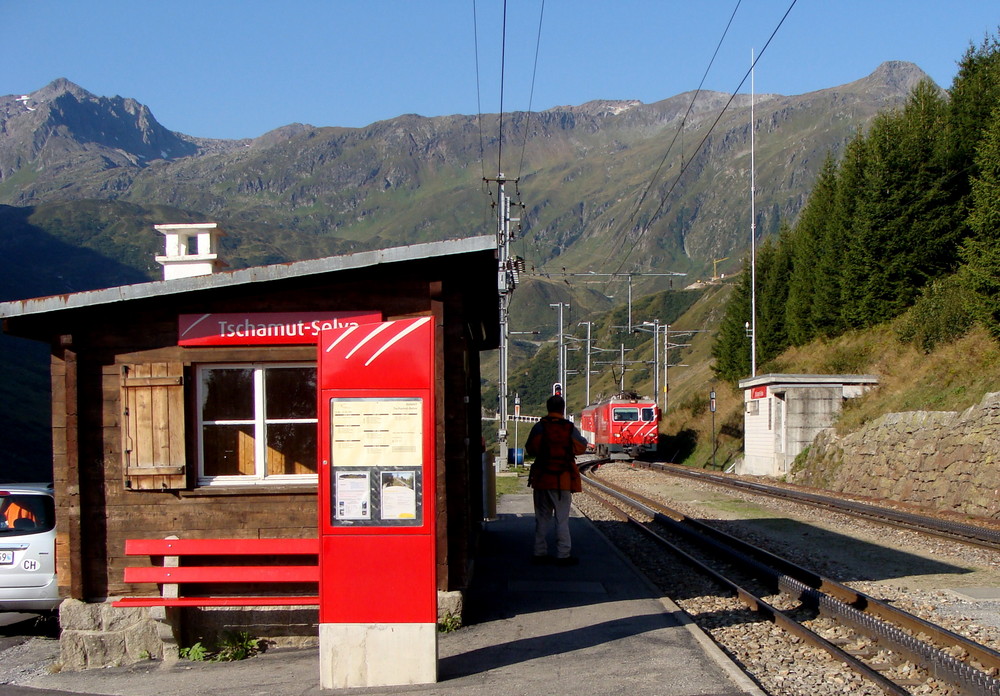 MGB / Morgens von Andermatt nach Disentis..04