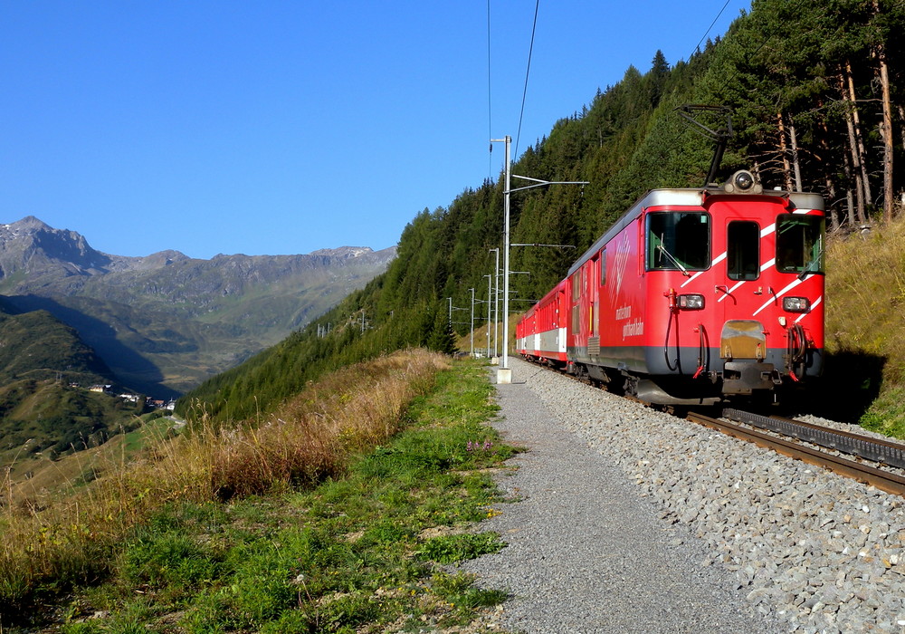 MGB / Morgens von Andermatt nach Disentis..05