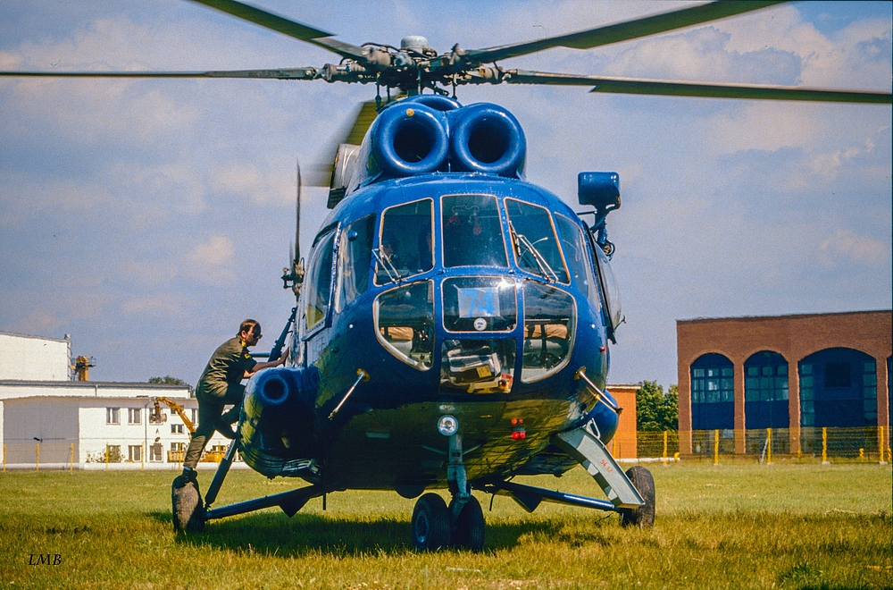 Mi-8 in Matrosenuniform