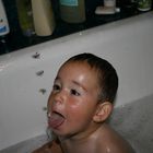 mi niño en la bañera